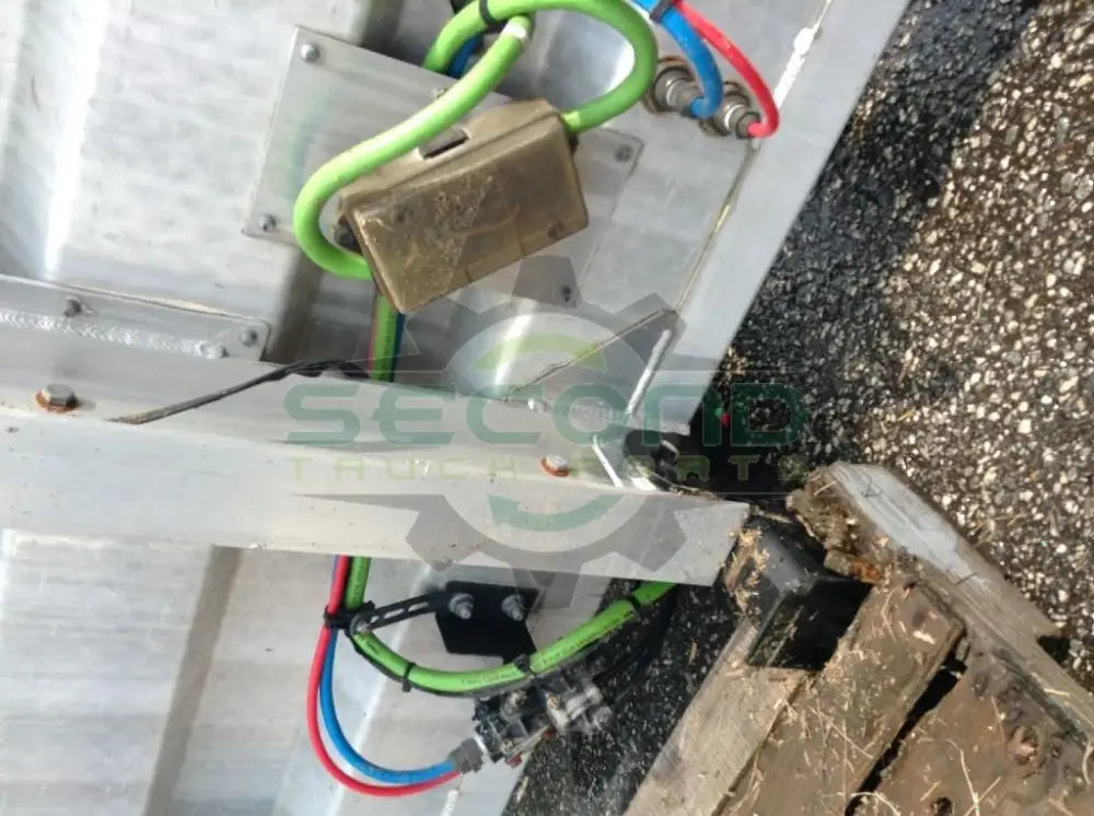 Aluminum Headache rack with brackets OEM - Second Truck Parts