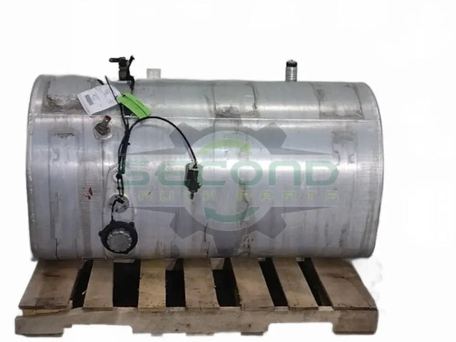 Aluminum LH Dshaped fuel tank measures 26" x 51" 125 gallon with - Second Truck Parts