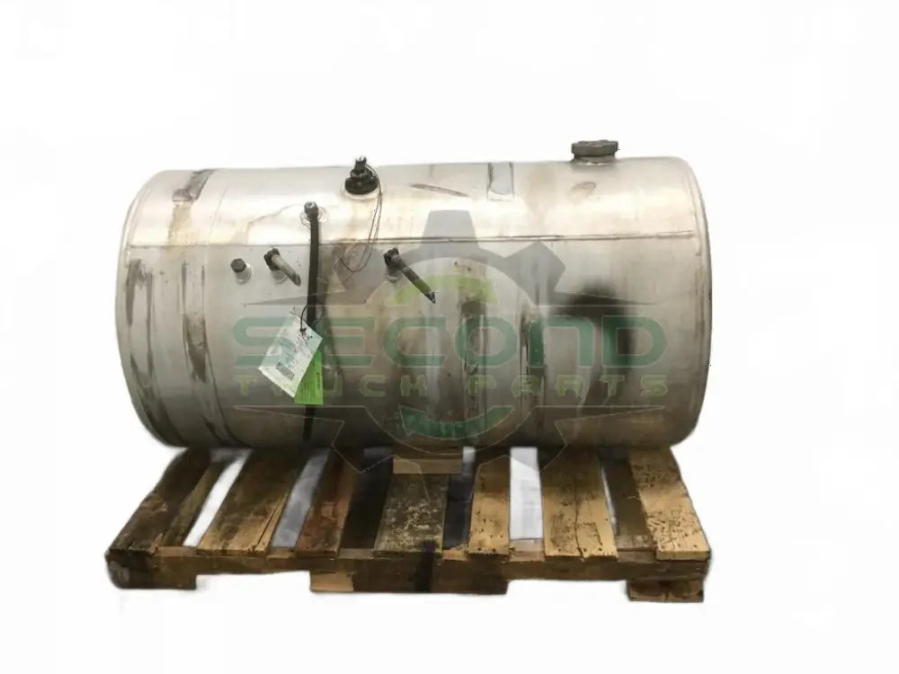 Aluminum RH fuel tank measures 26" x 47" 100 gallon with rear - Second Truck Parts