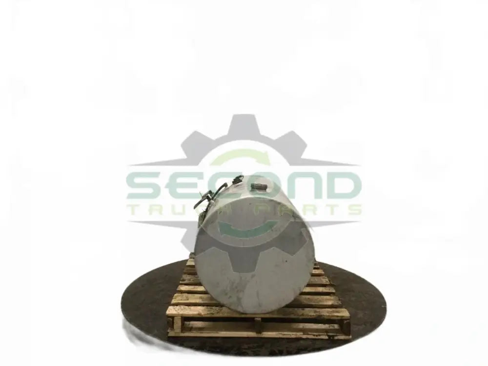 Aluminum RH fuel tank measures 26" x 47" 100 gallon with rear - Second Truck Parts