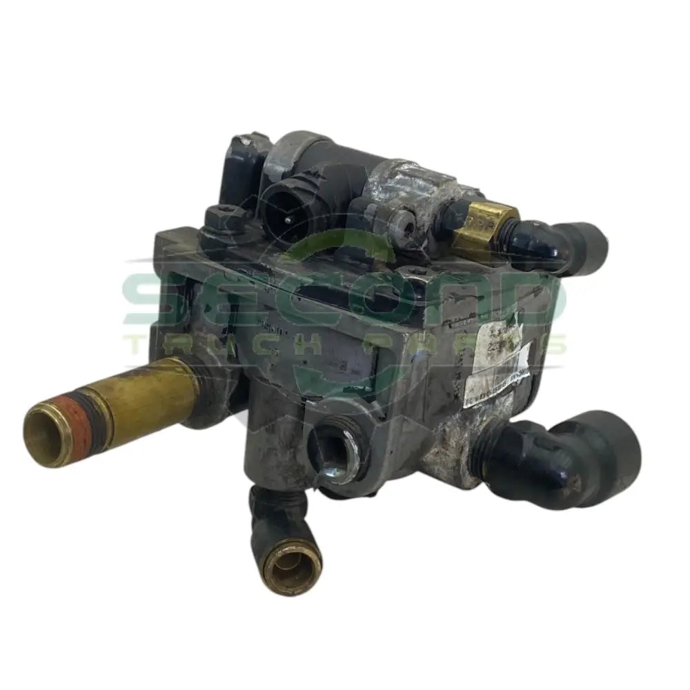 K105562 Bendix Brake Relay Valve AM-TC2 - Second Truck Parts
