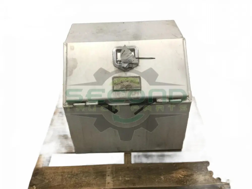 Chassis LH mounted Saddle Box Tool Box all metal OEM - Second Truck Parts