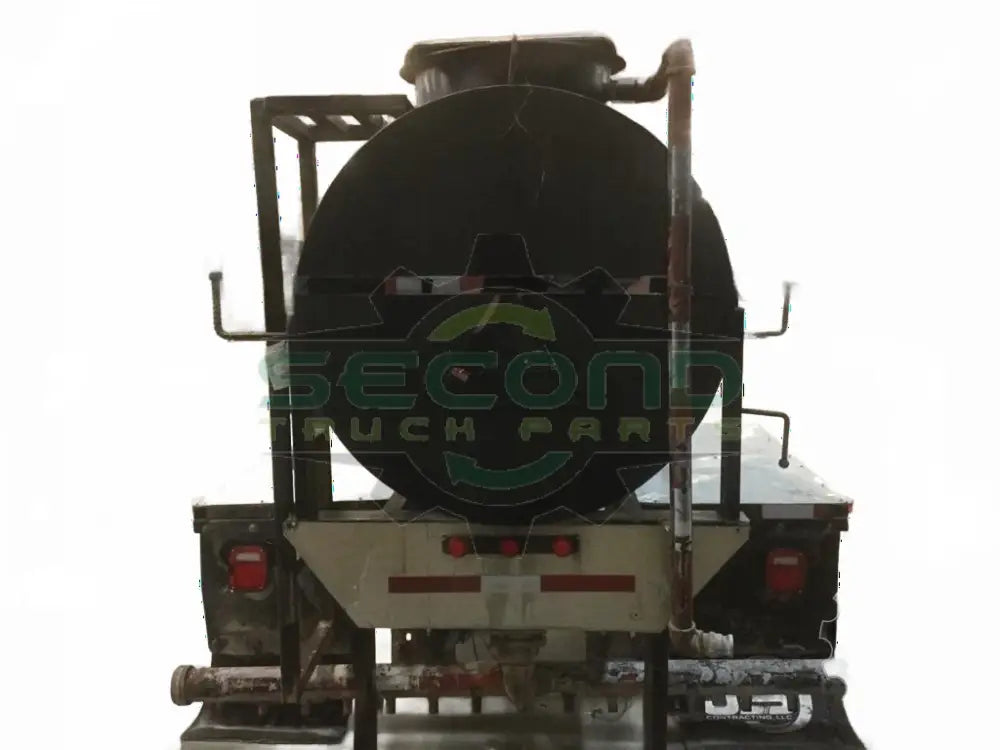 Complete Chassis mounted Industrial Sprayer tank measures144" x 48" - Second Truck Parts