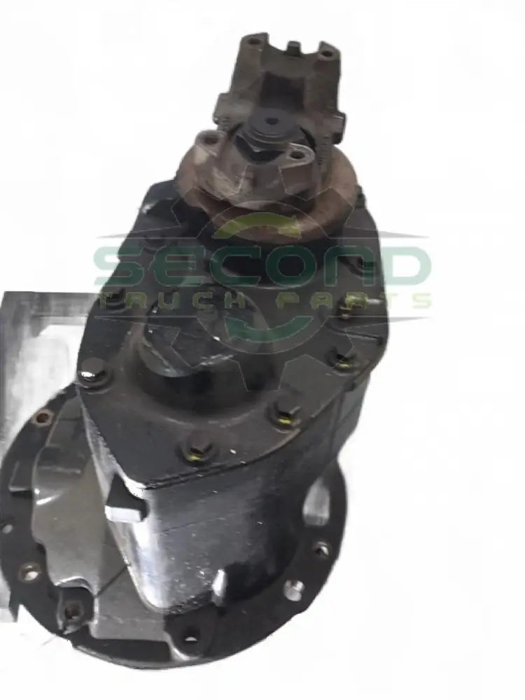 Complete Meritor differential assembly with power divider OEM - Second Truck Parts