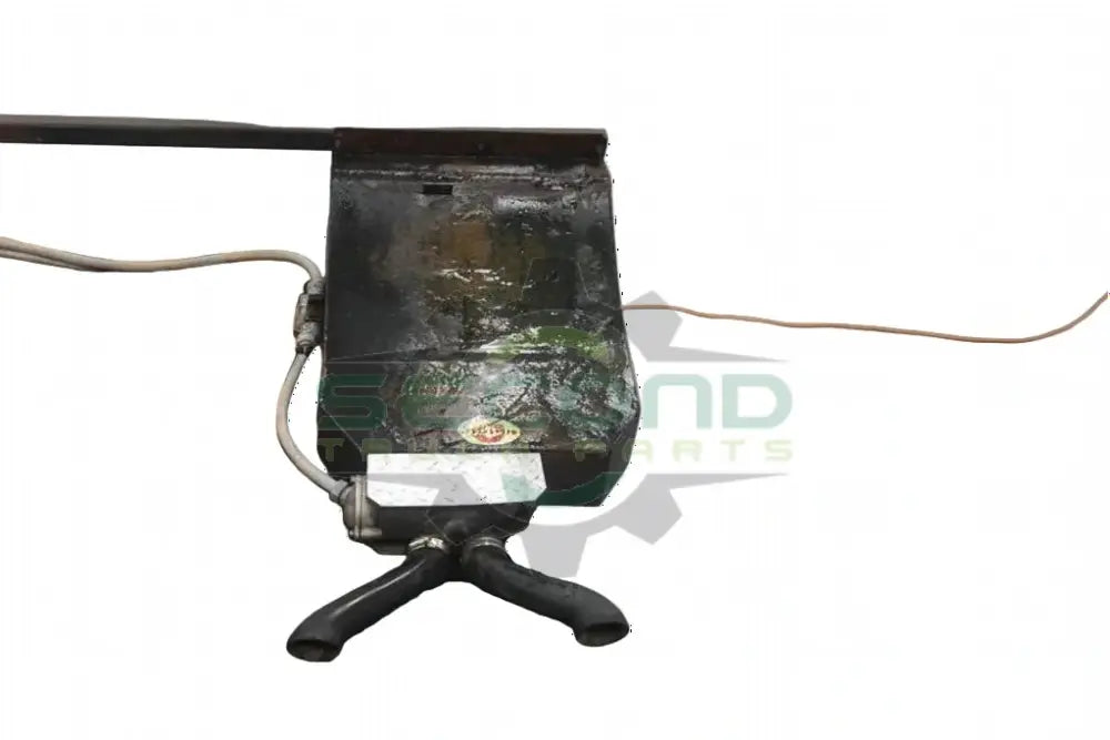 Elston Traction sander for rear of truck OEM - Second Truck Parts