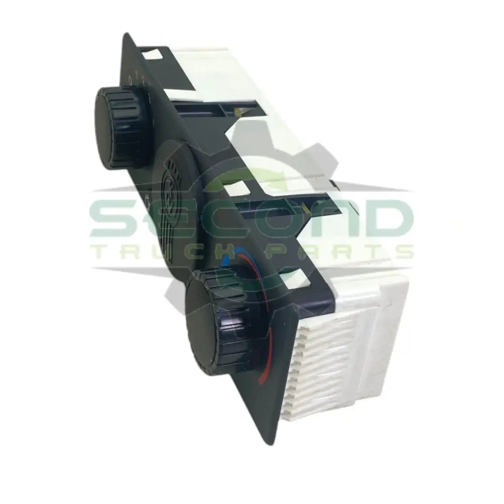 F21-1021 Genuine Paccar HVAC Climate Control Module - Control Modules