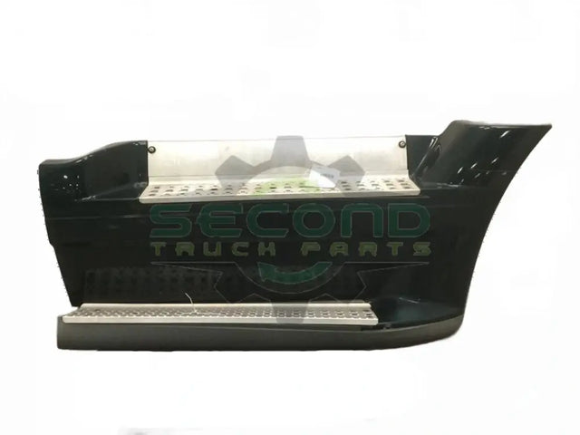 Fairing RH with steps measures 65 OEM - Second Truck Parts