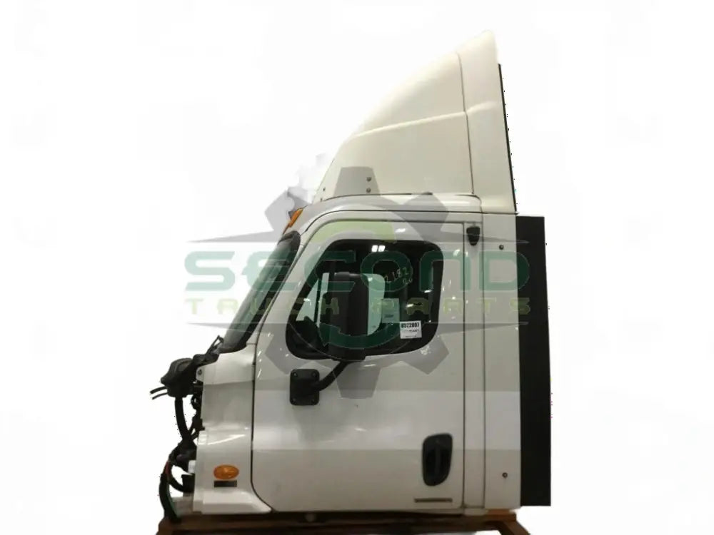 Freightliner 12' Cascadia day cab wired for DD13 engine and Fuller - Second Truck Parts
