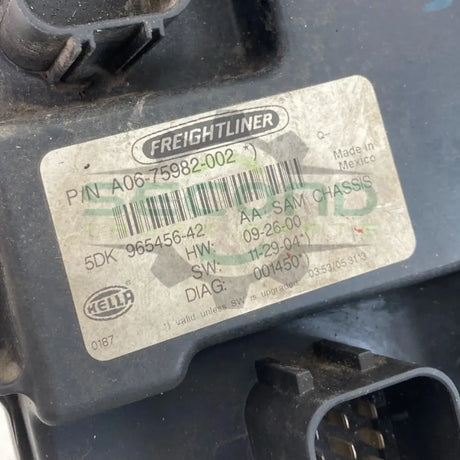 A0675982002 Freightliner Fuse Panel - Second Truck Parts