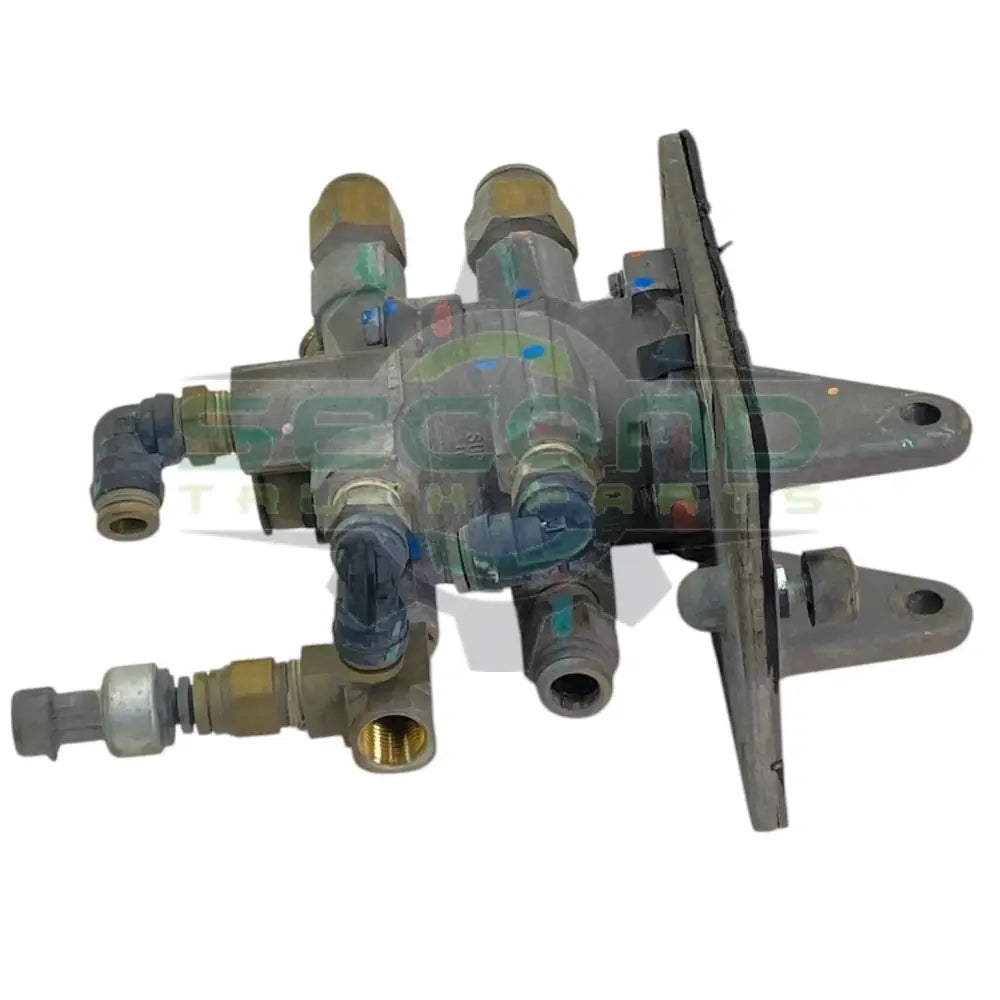 G90-1174-1011111110 Genuine Paccar Foot Brake Valve - Brake Valves