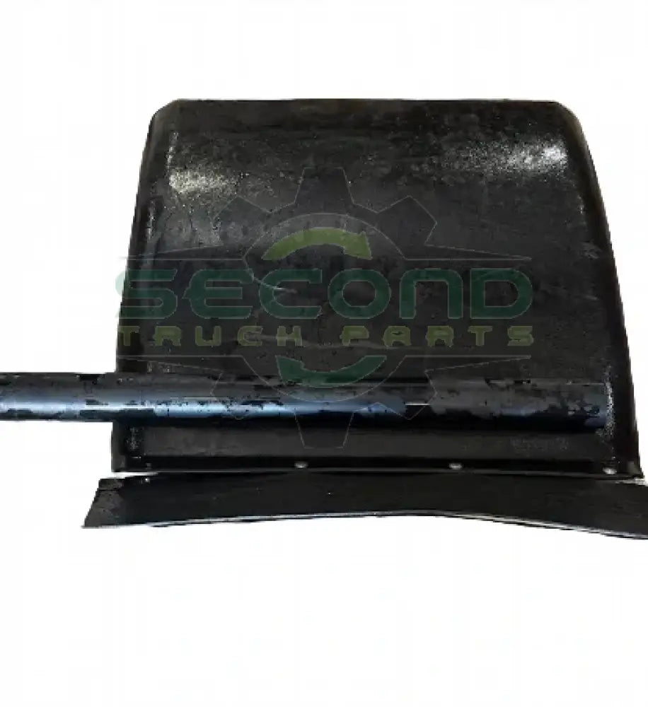 562.9008 Genuine Automann Right Quarter Fender - Second Truck Parts