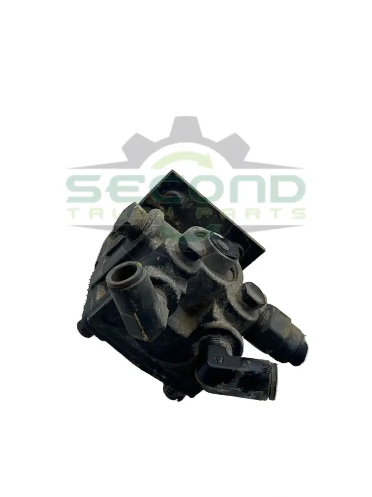 T-111918-A Genuine Bendix Air Brake Relay Valve - Second Truck Parts