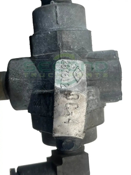287612N Genuine Bendix Double Check Valve DC-4 - Second Truck Parts