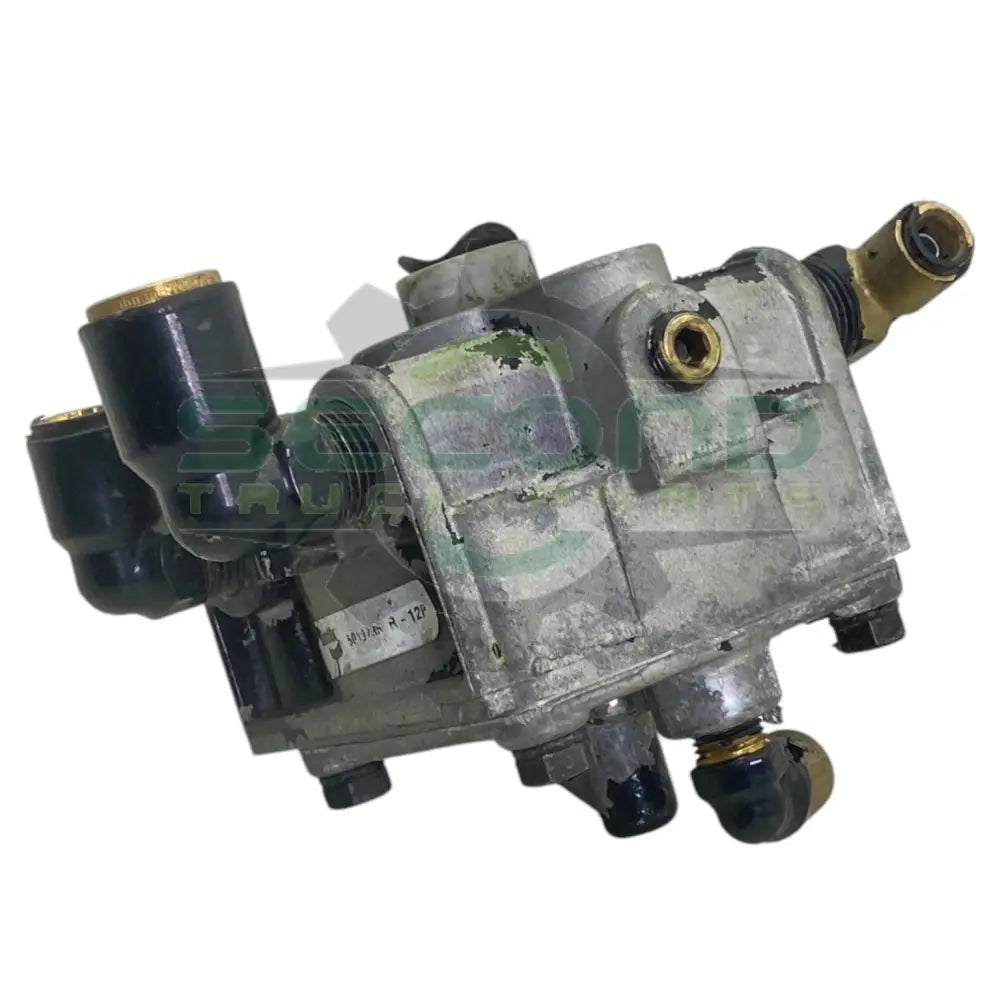 5013735 Genuine Bendix Relay Valve - Second Truck Parts
