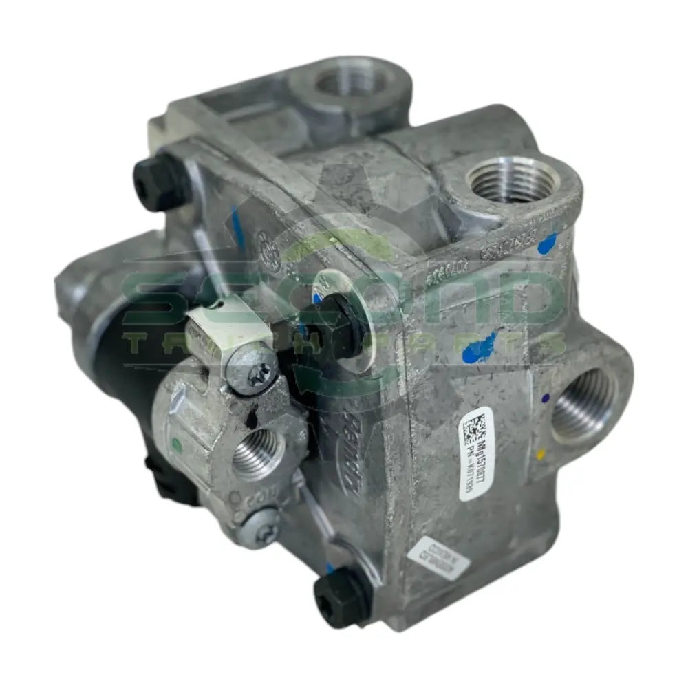 K070951 Genuine Bendix Traction Relay Valve - Second Truck Parts