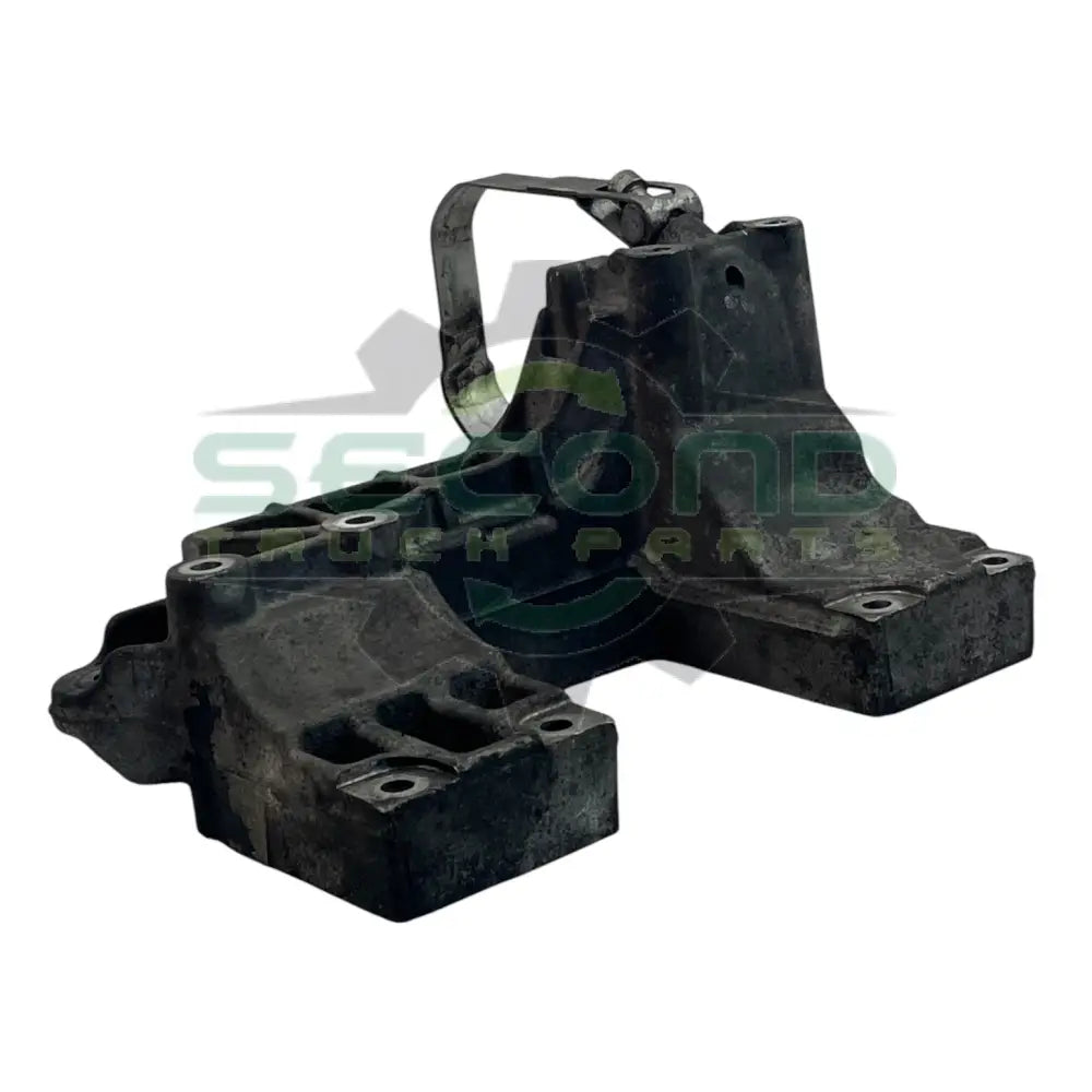 A4721424340 Genuine Detroit Diesel Bracket - Second Truck Parts