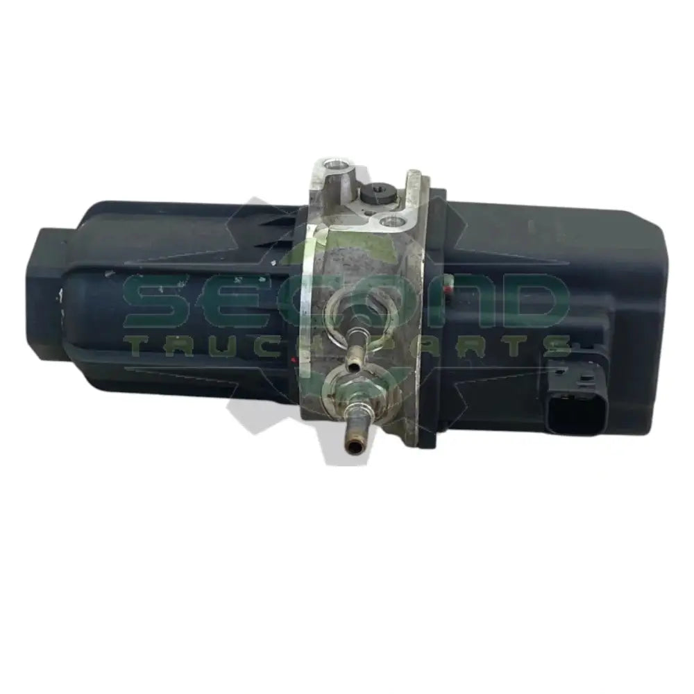 A0001409678 Genuine Detroit Diesel DEF Pump - Second Truck Parts