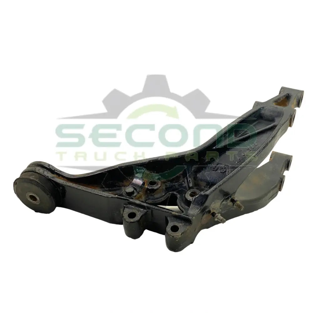 18-64717-000 Genuine Detroit Diesel Front Cab Mounting Bracket - Second Truck Parts