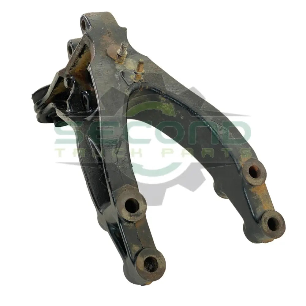 18-64717-000 Genuine Detroit Diesel Front Cab Mounting Bracket - Second Truck Parts