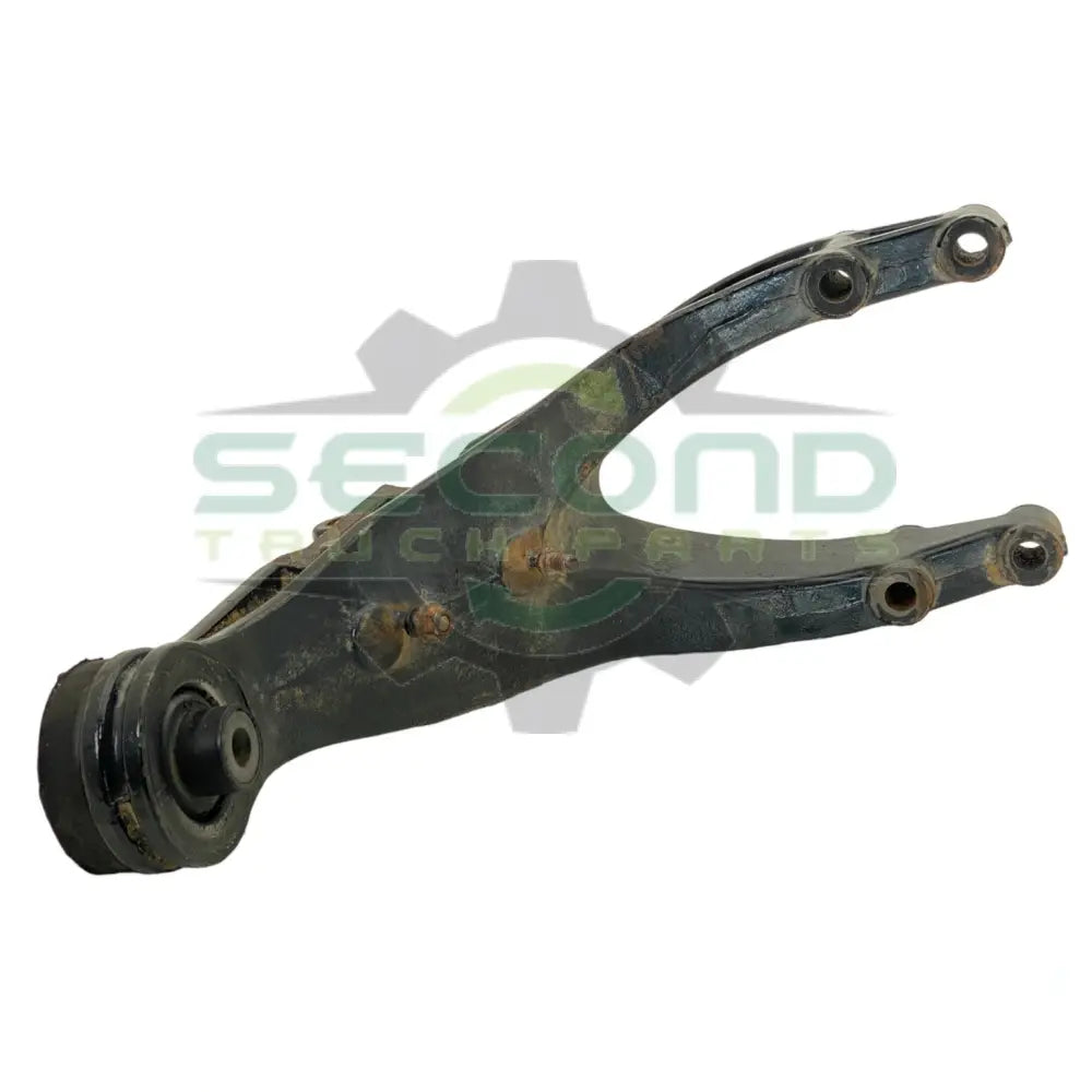 18-64717-000 Genuine Detroit Diesel Front Cab Mounting Bracket - Second Truck Parts