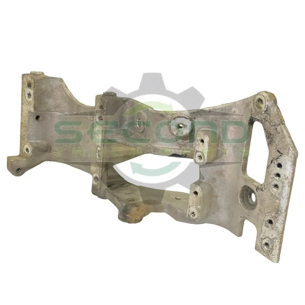 R4601310135 Genuine Detroit Diesel Mounting Bracket Alternator - Second Truck Parts