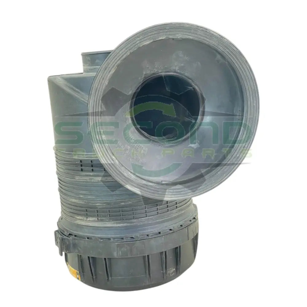 AF25962 Genuine Fleetguard Air Filter Housing - Second Truck Parts