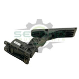 A01-34092-000 Genuine Freightliner Accelerator Pedal - Second Truck Parts