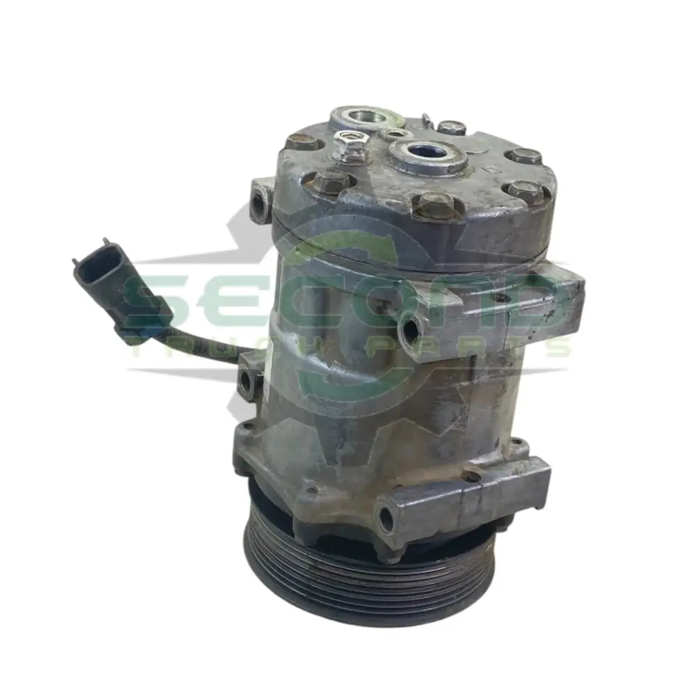 QP7H15-4417 Genuine Freightliner Air Conditioner Compressor - Second Truck Parts