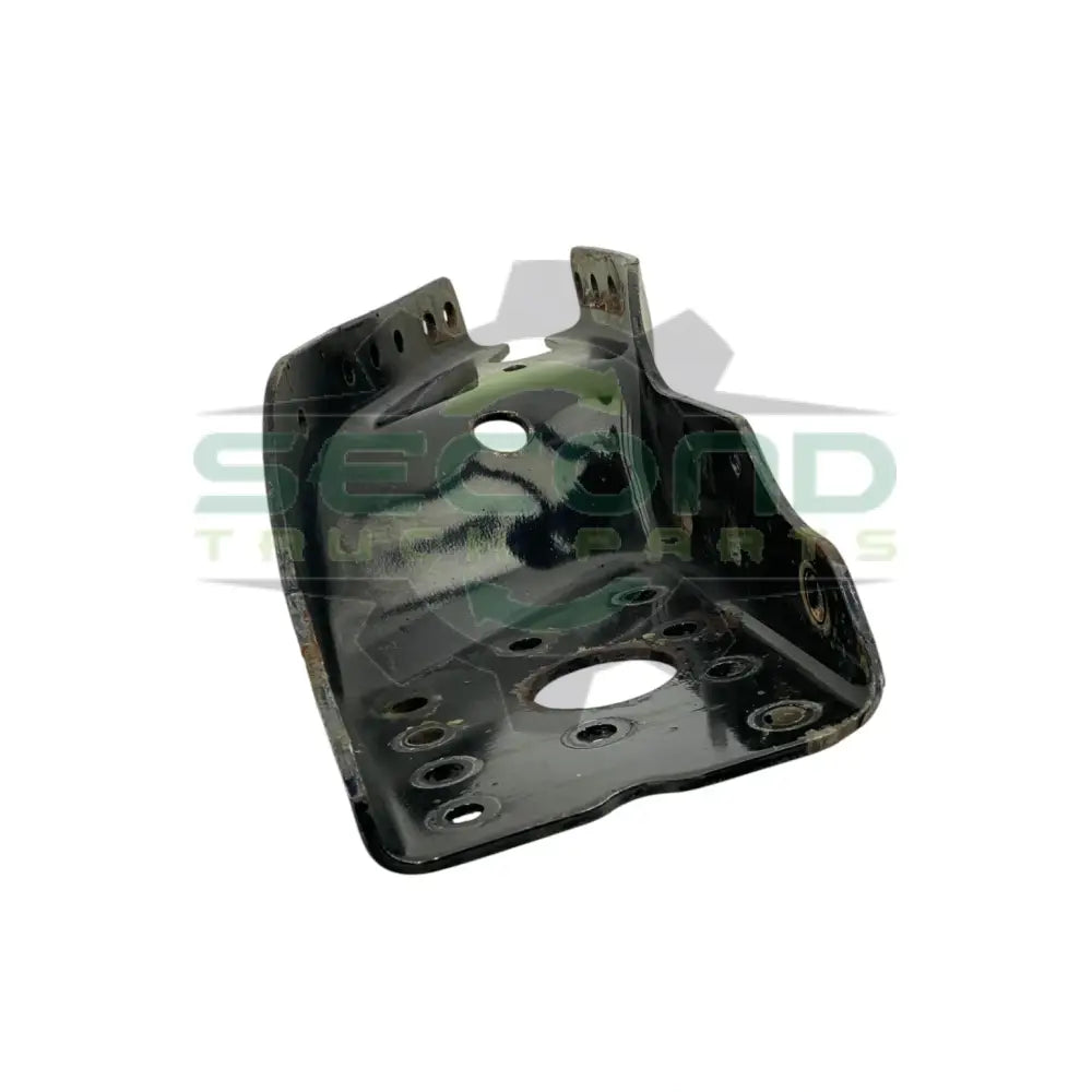 15-23806-001 Genuine Freightliner Front Right Hand Frame Crossmember Bracket - Second Truck Parts