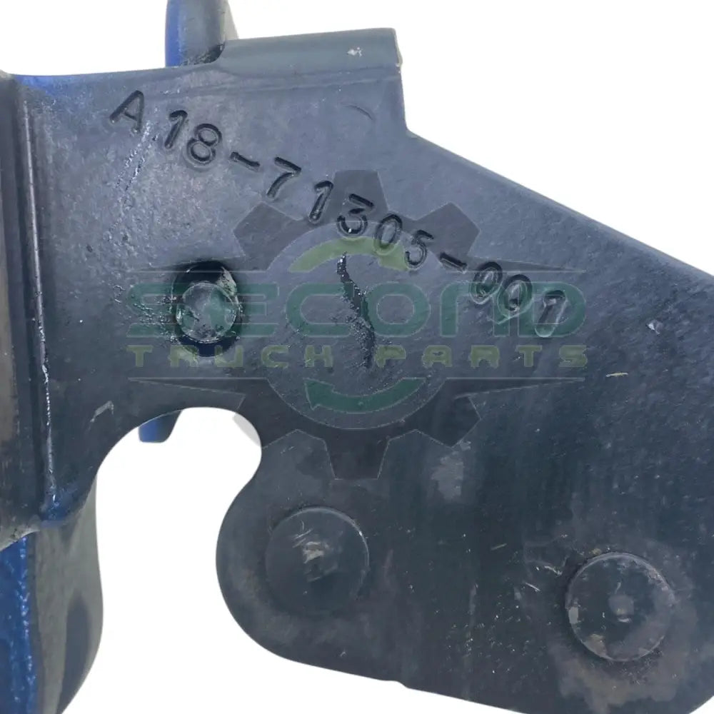 A18-71305-001 Genuine Freightliner Hinge Door WST 50 DEG - Second Truck Parts