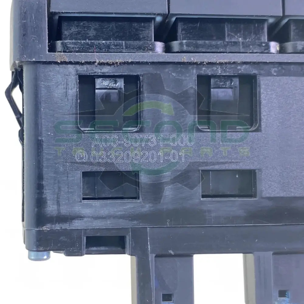 A06-90731-000 Genuine Freightliner Interface Multiplexing Control Module - Second Truck Parts