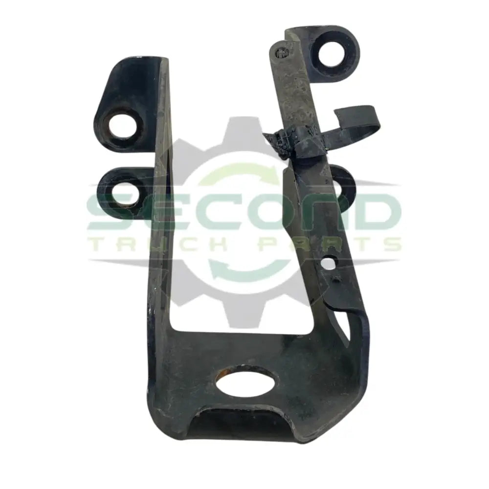 18-68704-001 Genuine Freightliner Left Air Spring Mounting Bracket Lower - Second Truck Parts