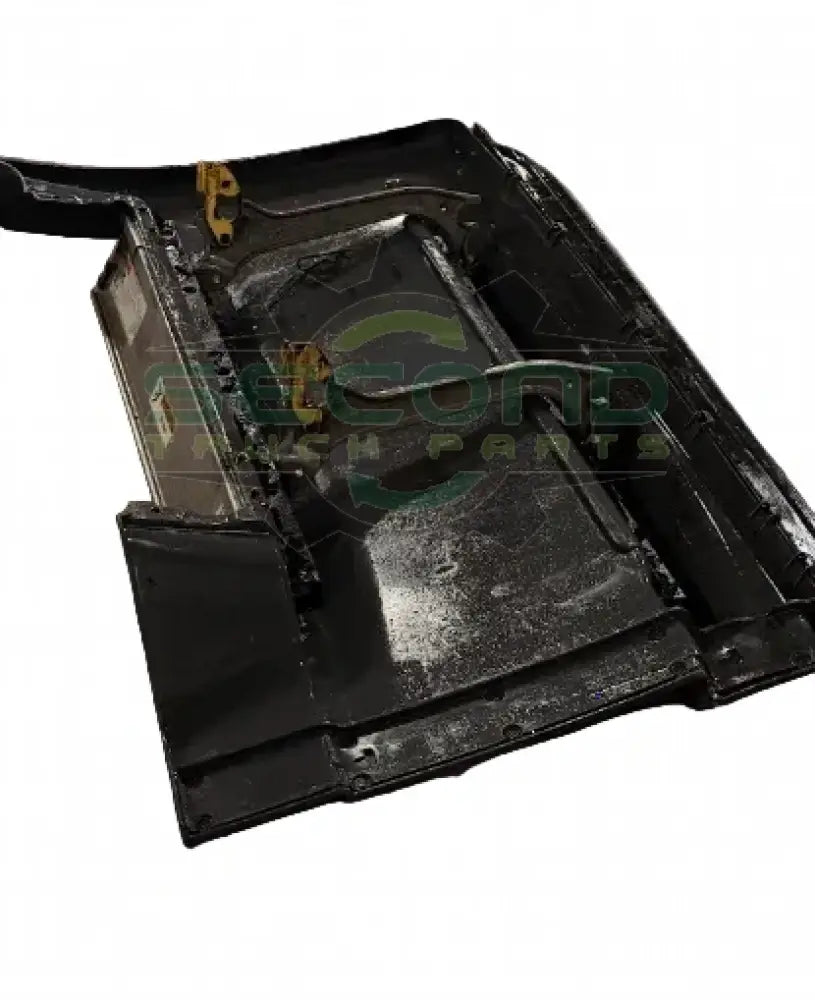 22-69318-000 Genuine Freightliner Left Hand Chassis Fairing - Second Truck Parts