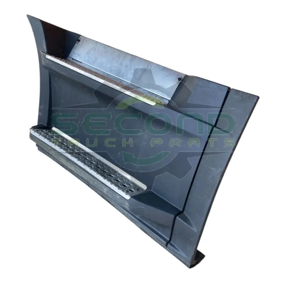 22-73538-004 Genuine Freightliner Left Hand Fairing Panel Forward 116 - Second Truck Parts