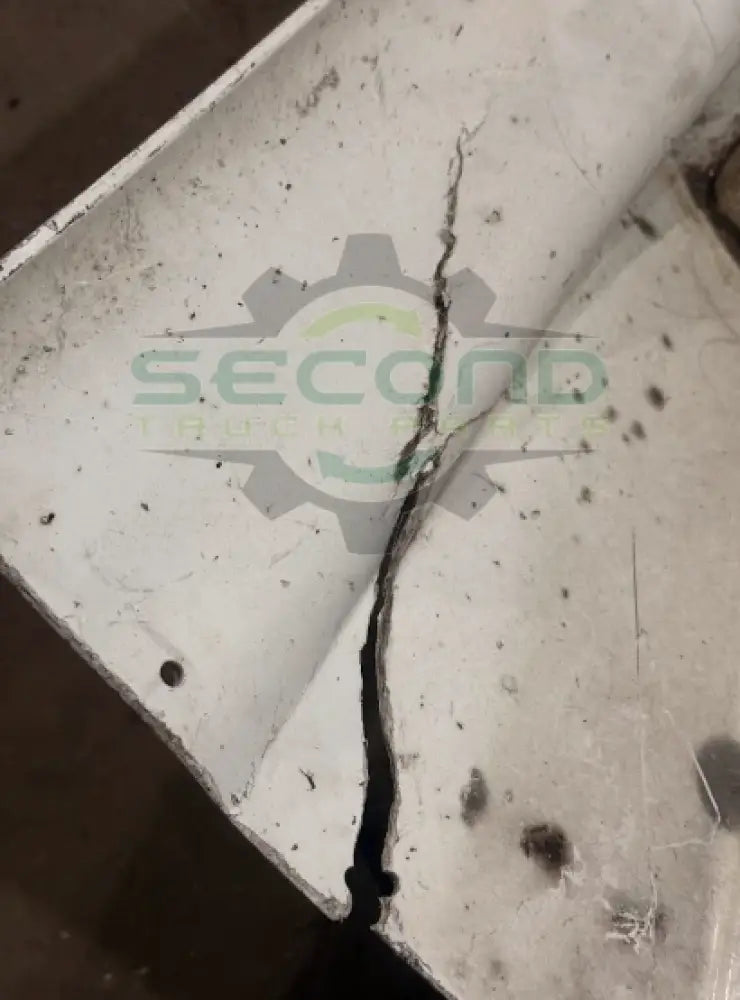 17-13684-000 Genuine Freightliner Left Side White Half Fender Extension - Second Truck Parts
