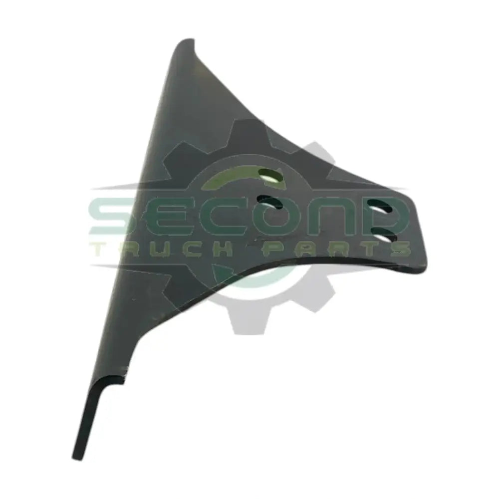 15-13774-007 Genuine Freightliner Lower Fender Gusset - Second Truck Parts
