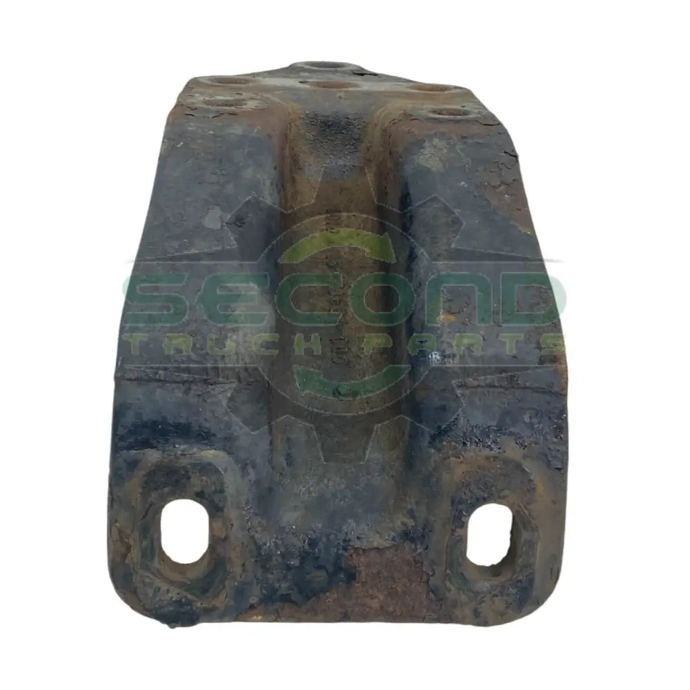 15-20651-000 Genuine Freightliner Lower Mount Bracket Cab - Second Truck Parts