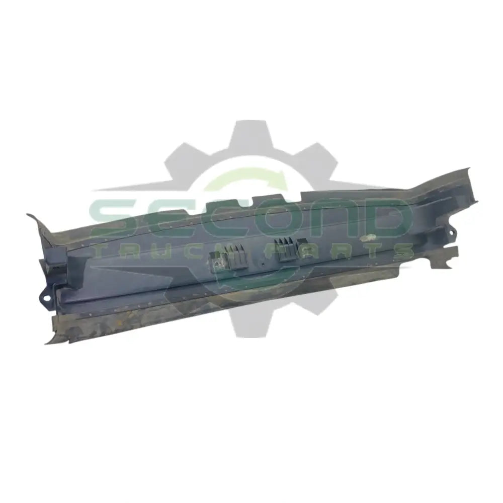 05-33032-000 Genuine Freightliner Radiator Recirculation Shield Black - Second Truck Parts