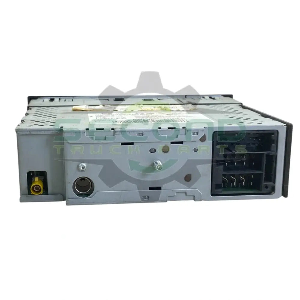 24126247 Genuine Freightliner Radio AM FM CD - Second Truck Parts