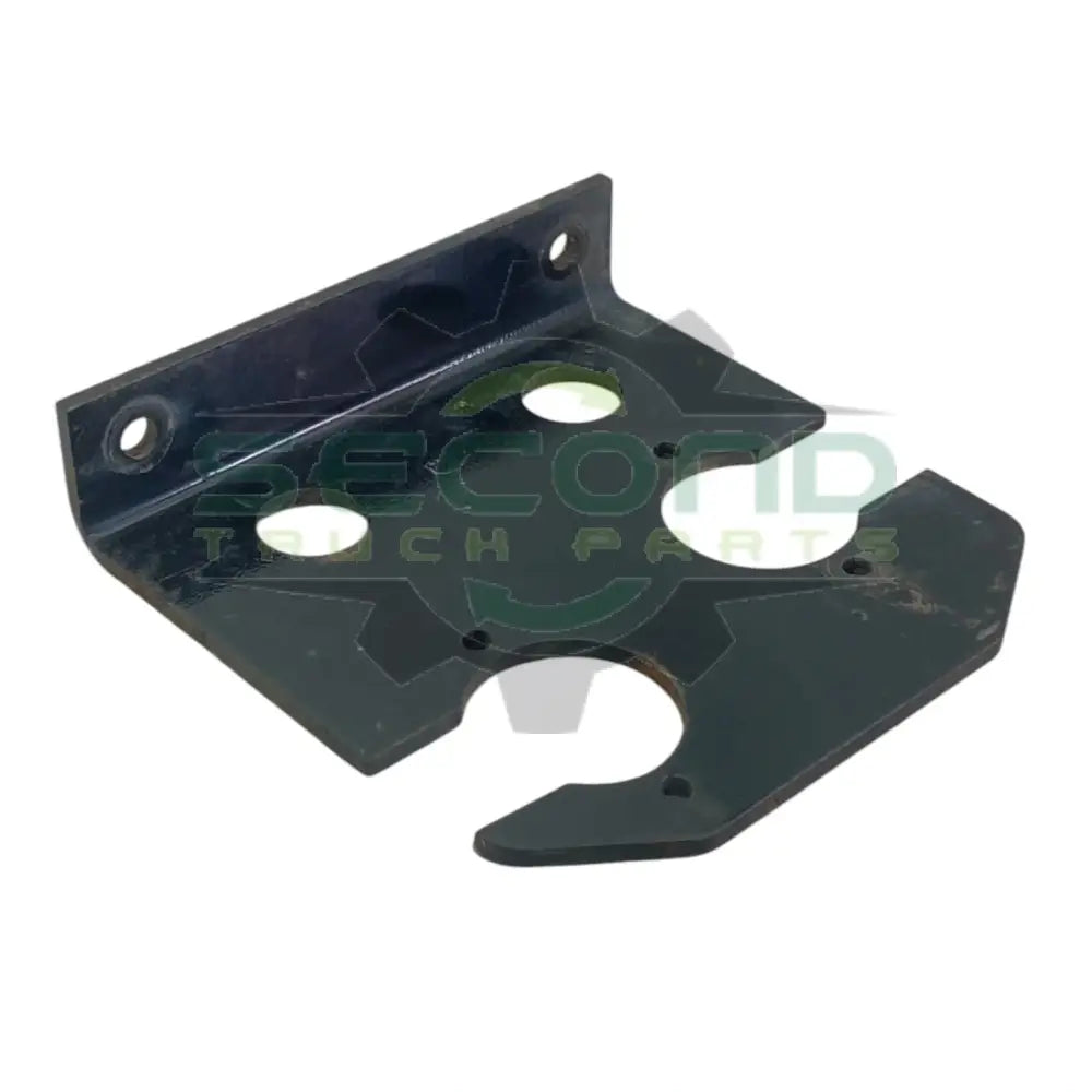 06-26739-001 Genuine Freightliner Receptacle Bracket - Second Truck Parts
