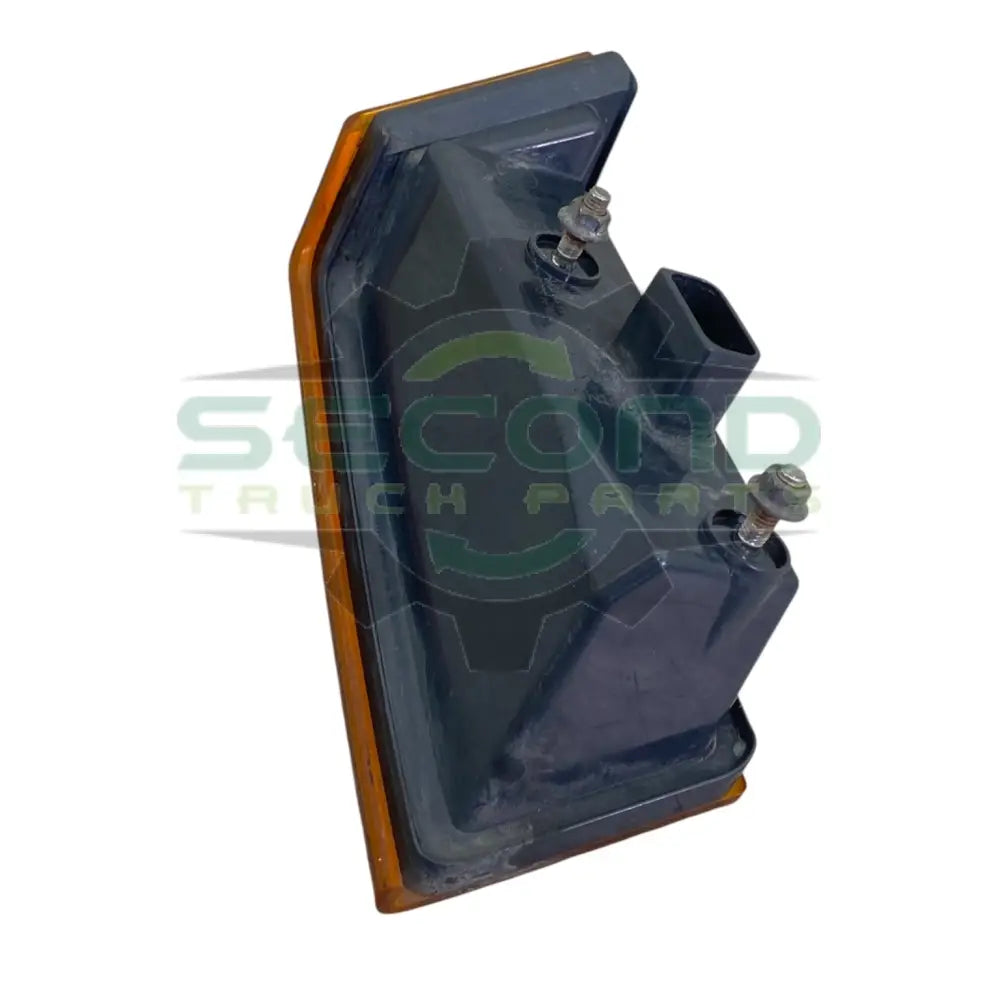 A06-90212-005 Genuine Freightliner Right Hand Led Turn Signal Lamp - Second Truck Parts