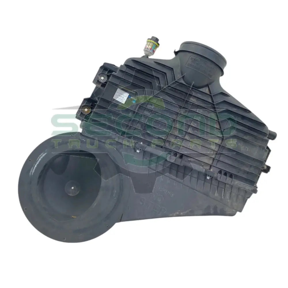 4063330C95 Genuine International Air Cleaner Assembly - Second Truck Parts