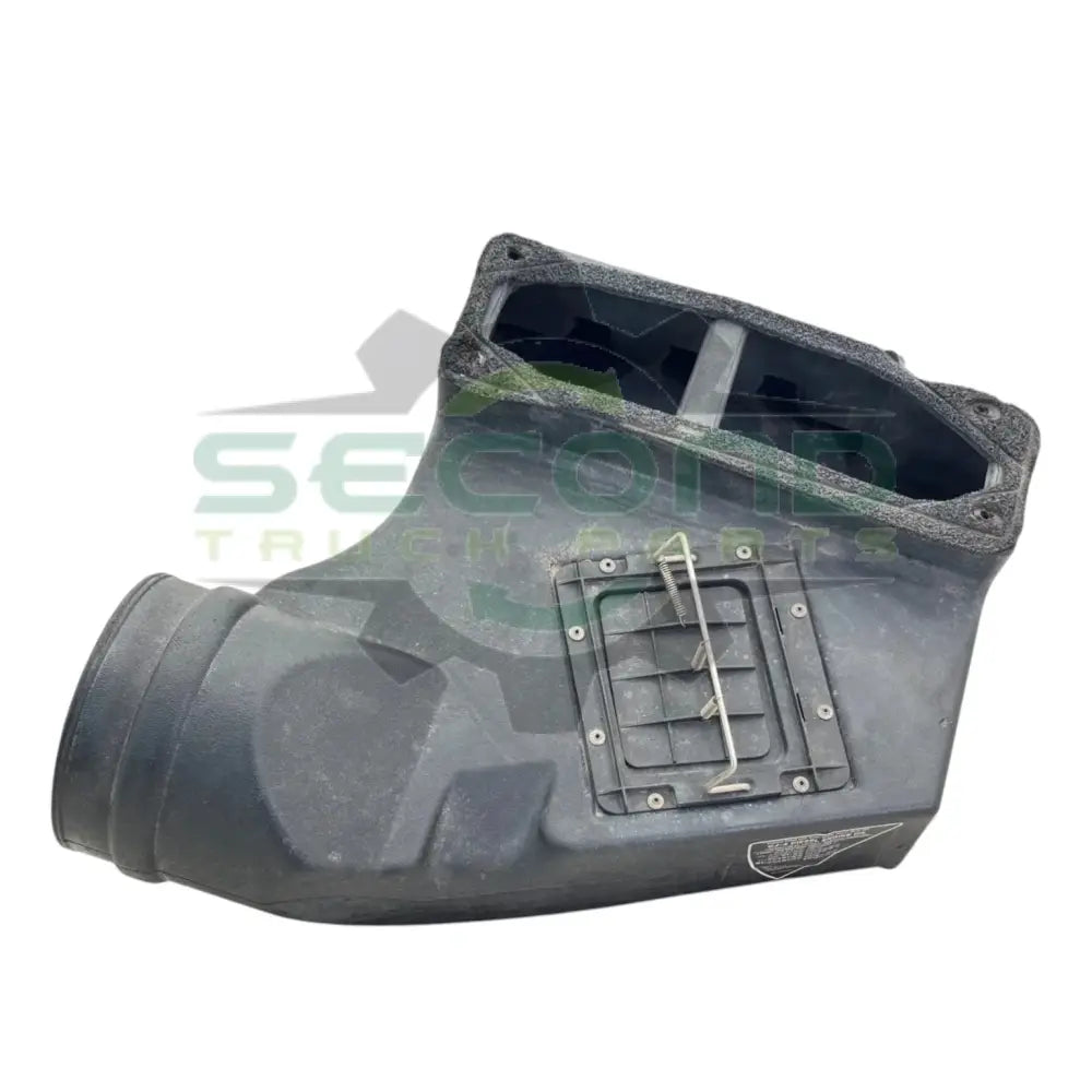 3720449C3 Genuine International Air Cleaner - Second Truck Parts