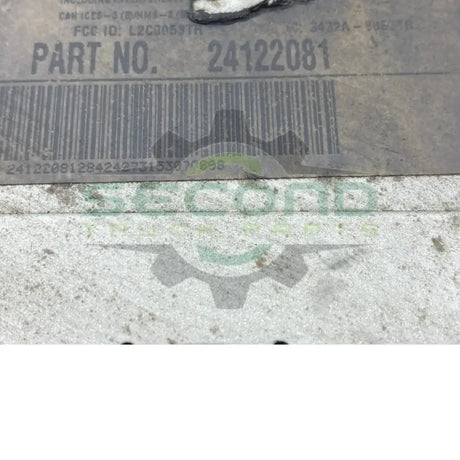 24122081 Genuine International AM/FM Radio - Second Truck Parts