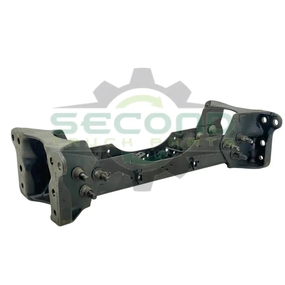 Genuine International Crossmember With Bracket - Crossmembers