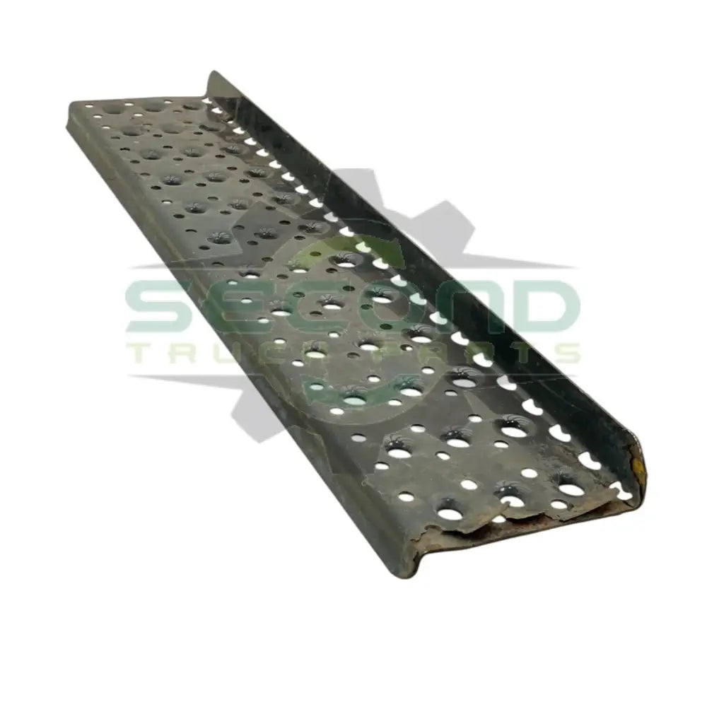 3571060C1 Genuine International Fuel Tank Cover Step - Second Truck Parts