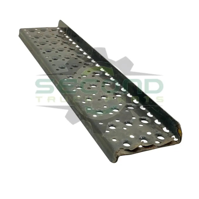 3571060C1 Genuine International Fuel Tank Cover Step - Second Truck Parts