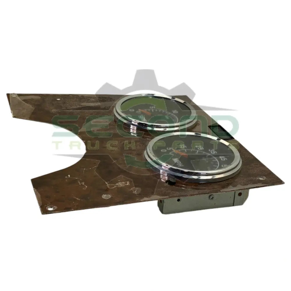 Genuine International Instrument Cluster - Instrument Clusters