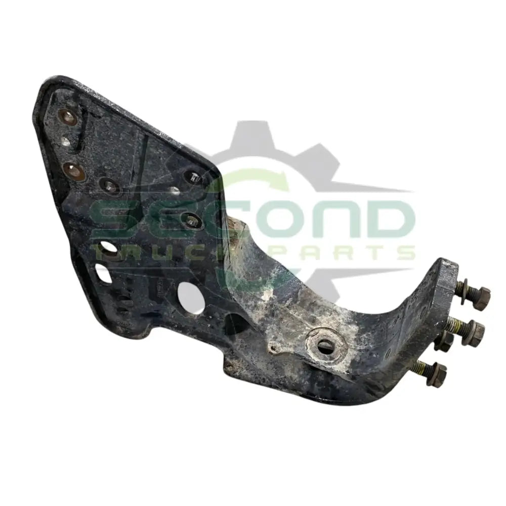 3714039C4 Genuine International Support Mega Bracket Right Hand M100/110/80 - Second Truck Parts