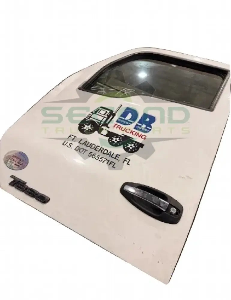 R25-1287-001 Genuine Kenworth Left Hand White Door T680/T880 - Second Truck Parts